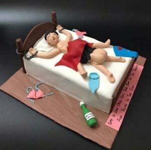 Miami-Florida-Hiding-Under-Covers-Two-Bed-Exoic-Cake